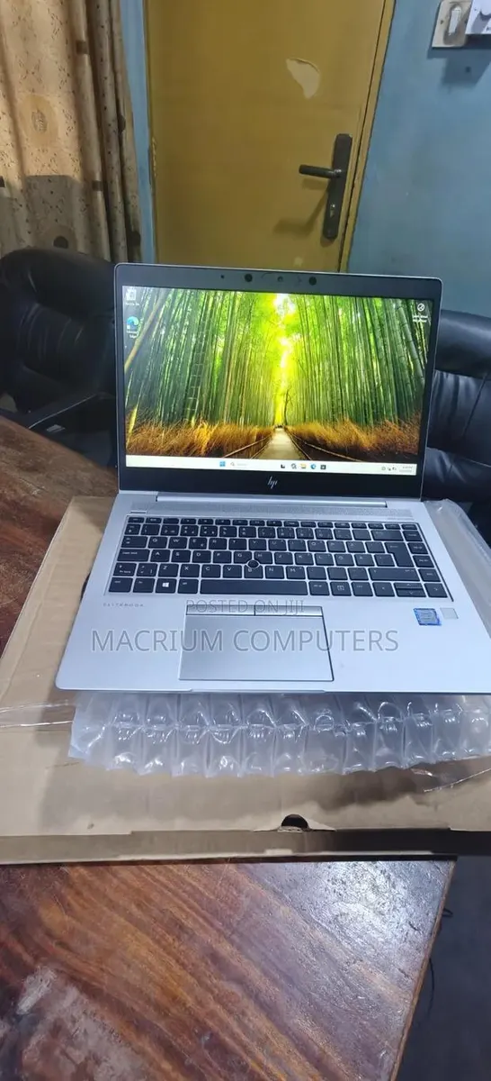 New Laptop HP EliteBook 840 G6 8GB Intel Core i5 SSD 256GB · Photo 1