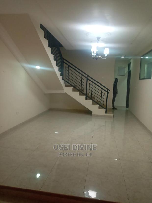 Highly Exe Self Compound House-4 · Photo 4
