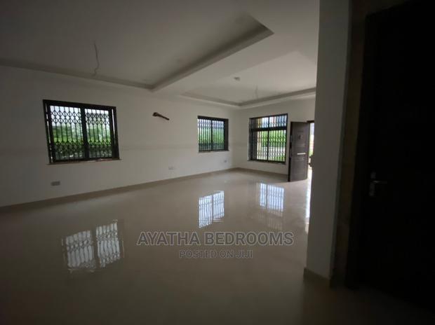 Furnished 4bdrm House in Ayathar Bedroom, Achimota for Sale · Photo 8