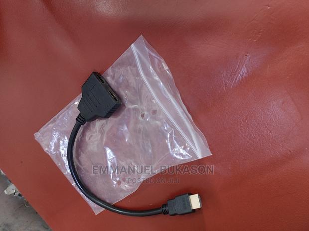 2 Way Cable HDMI Splitter · Photo 1