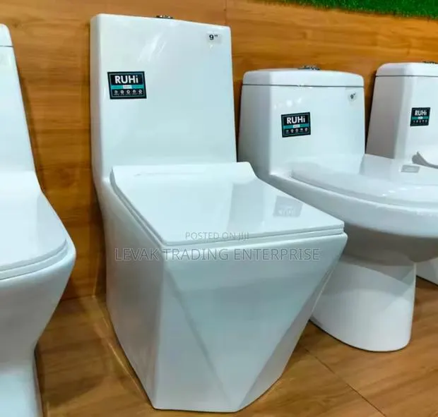 Diamond Water Closet · Photo 1