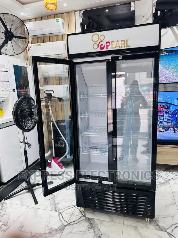 Fan Assistance Cooling PVC 622-2B.Pearl Display Fridge · Photo 1