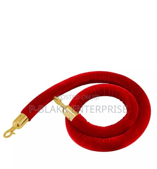 Velvet Rope Stanchion/Crowd Control Velvet Ropes · Photo 3