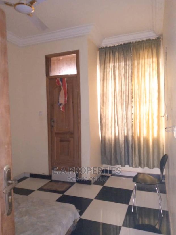 6bdrm House in E a Propertis, Ability for Sale · Photo 7