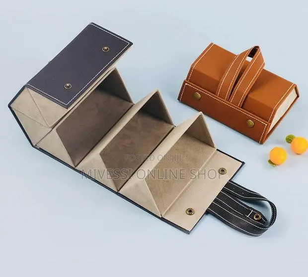 3 Slot Foldable Sunglasses Organiser Case · Photo 1