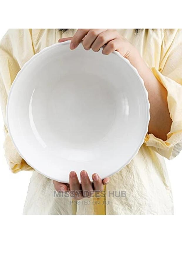 Extra Large Ceramic Bowl · Photo 4