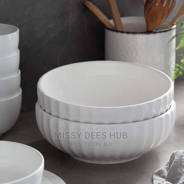 Large Size Ceramic Bowls · Photo 1