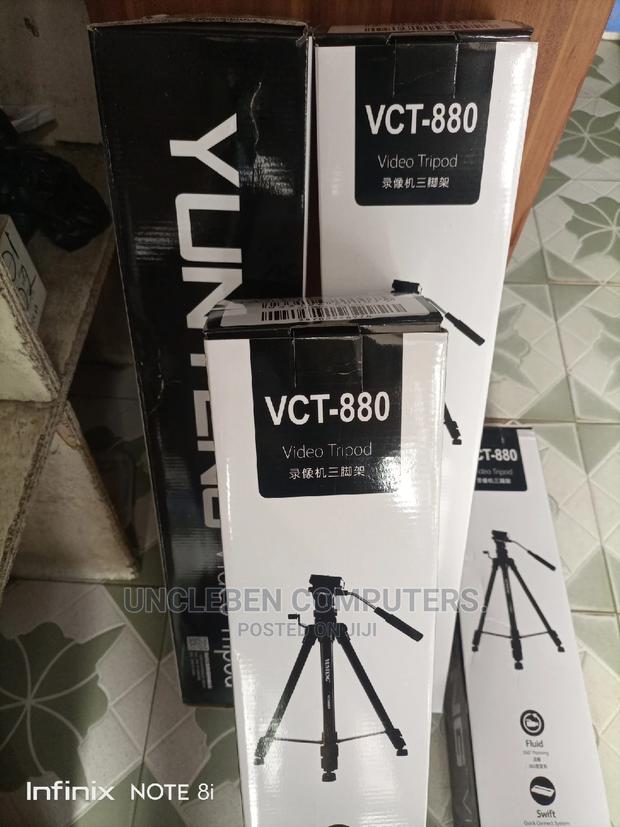 Tripod Stand for Camera · Photo 1