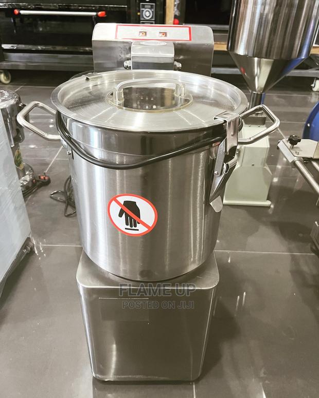 Food Processor · Photo 2