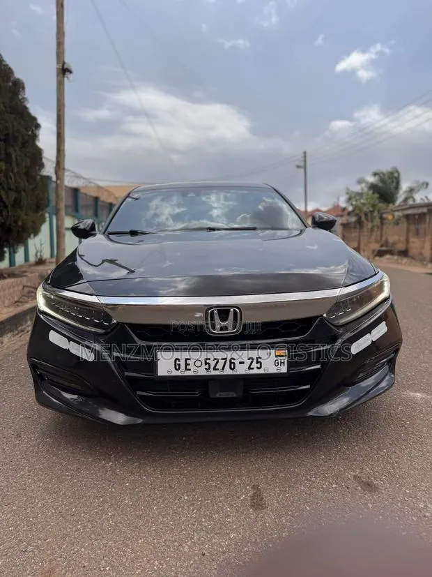 Honda Accord Sport (1.5L 4cyl Turbo CVT) 2019 Black · Photo 1