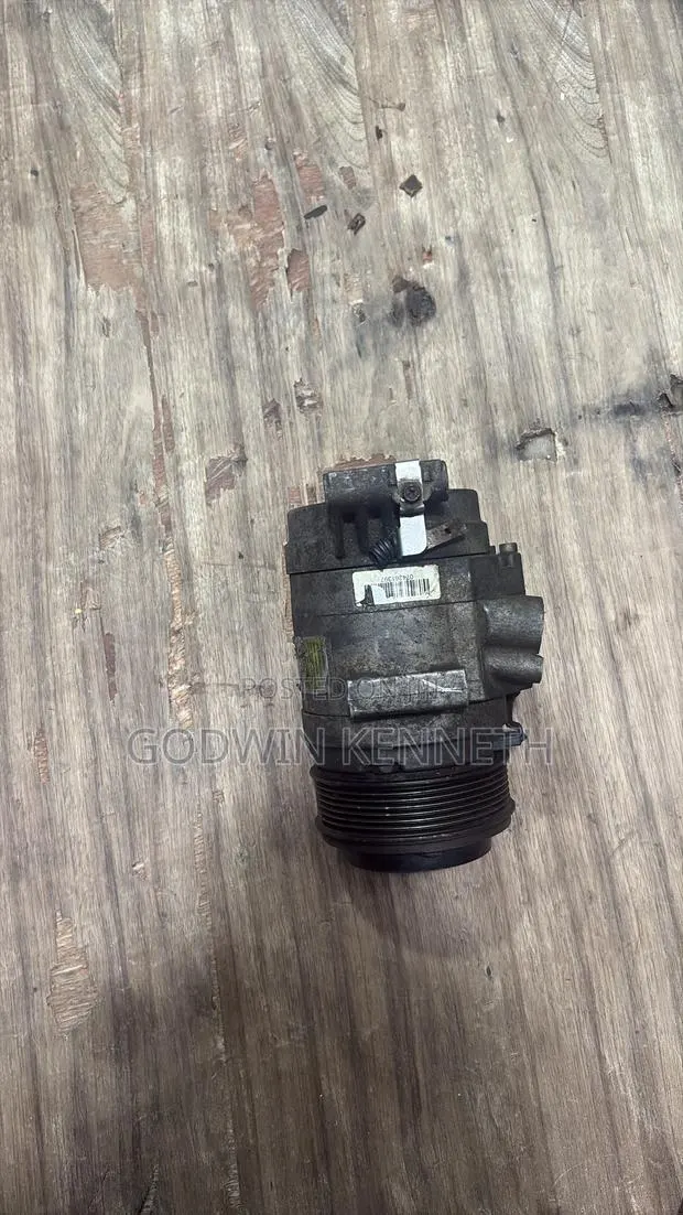 Toyota Tacoma a/C Compressor 2005–2015 Models · Photo 1