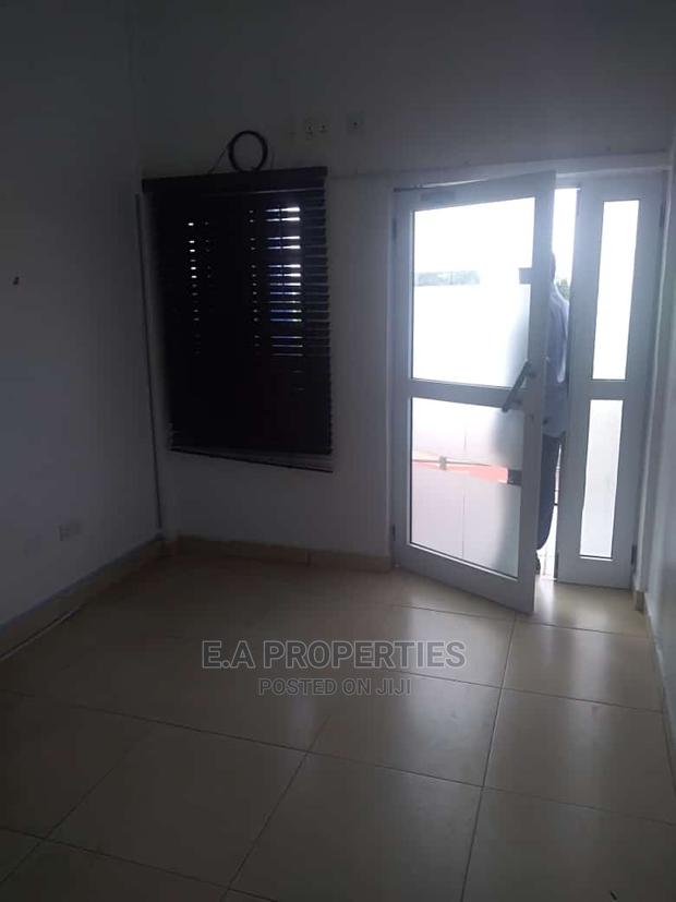 3bdrm Apartment in E a Properties, Ability for Rent · Photo 7