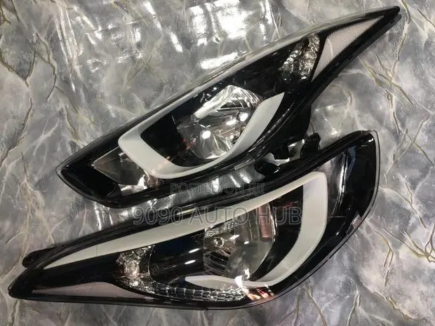Hyundai Elantra 2012, 2013, 2014, 2015, 2016 Headlight–Foreign Used · Photo 1