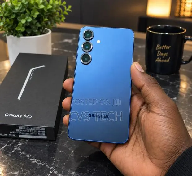 New Samsung Galaxy S25 128 GB Blue · Photo 1