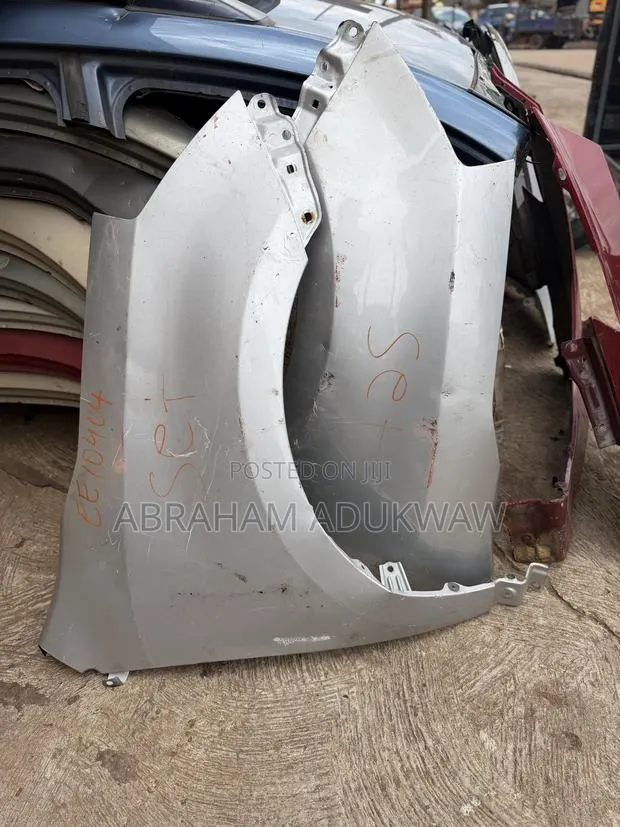 Toyota Corola Fender 2005 to 2010 · Photo 1