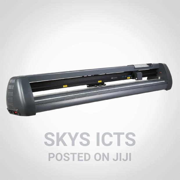 4 Feet Vinyl Cutting Plotter- Auto Contour · Photo 3