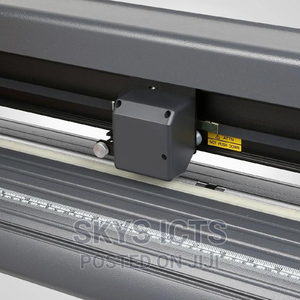 4 Feet Vinyl Cutting Plotter- Auto Contour · Photo 2