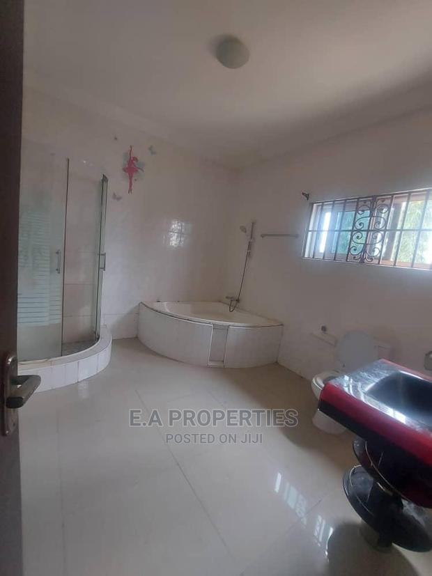4bdrm House in E a Properties, Little Legon for Rent · Photo 4