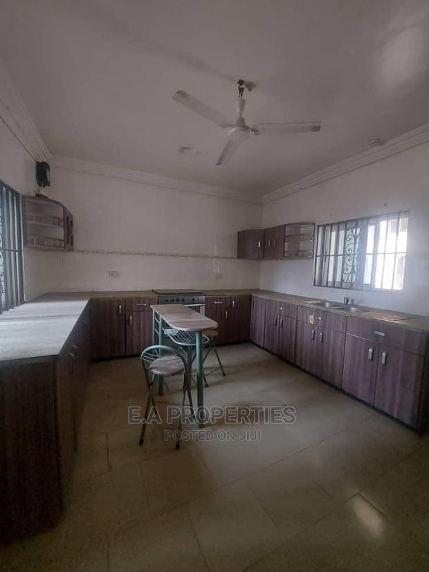 4bdrm House in E a Properties, Little Legon for Rent · Photo 6