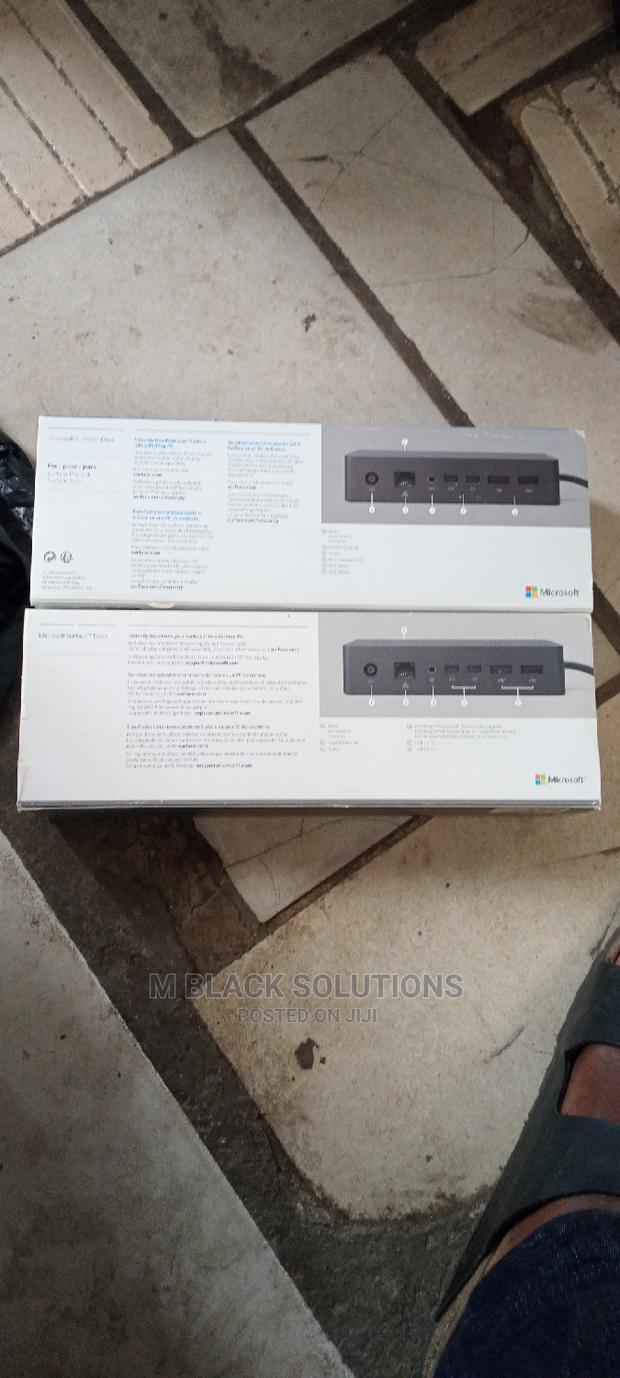 Microsoft Surface Dock · Photo 3