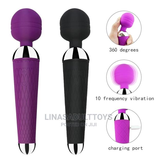 Magic Wand Chargeable Toys for Women Clit Massager · Photo 1