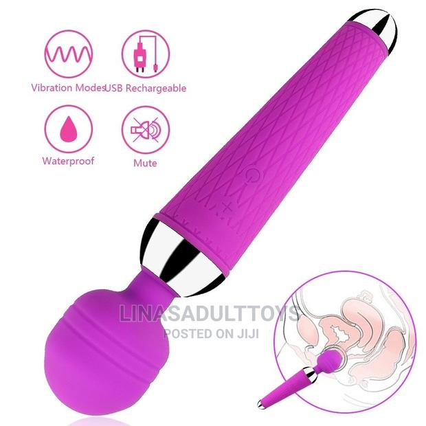 Magic Wand Chargeable Toys for Women Clit Massager · Photo 3