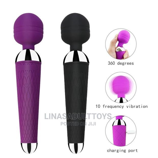 Magic Wand Chargeable Toys for Women Clit Massager · Photo 4