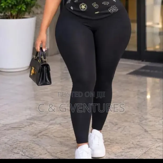 Lady's Leggings · Photo 1