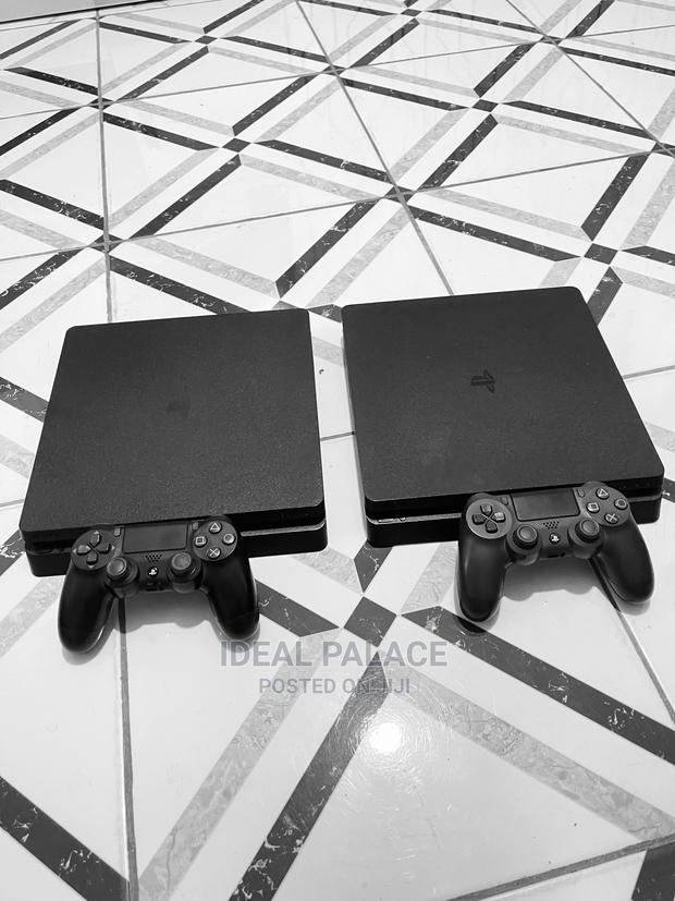 Slim Ps4 With Games Fc 26 · Photo 1