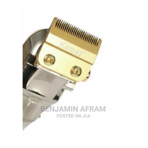 Professional Rechargeable Cordless Hair Clipper · Photo 4
