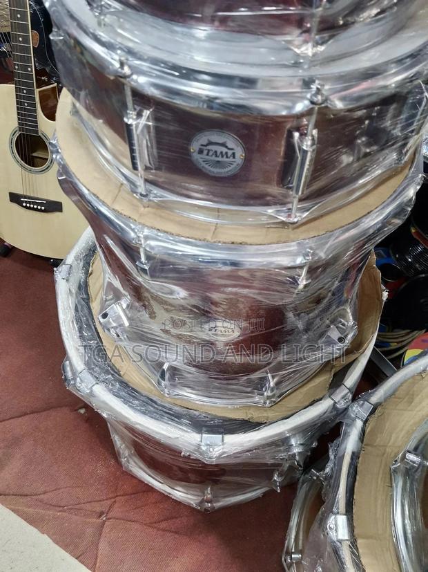 Tama 5-Piece Drum Set - Wine Color · Photo 3