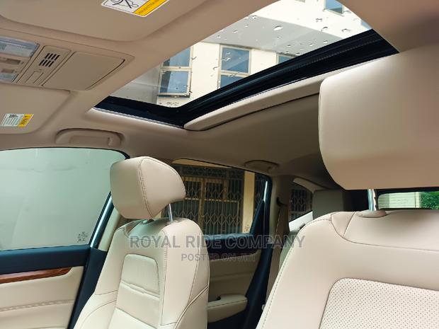 Rent a Car - Honda Cr-v 2022 Ex Full Option · Photo 3