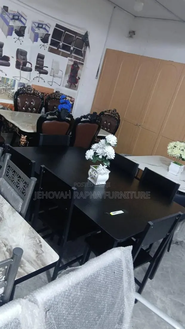 Six Seater Dining Sets · Photo 1