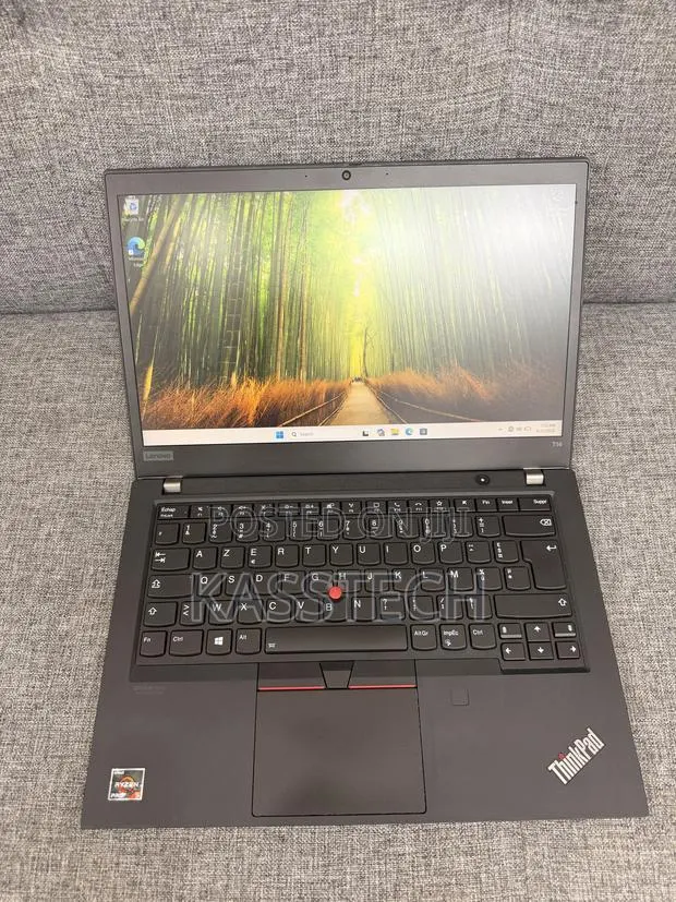 Laptop Lenovo ThinkPad T14 16GB AMD Ryzen 5 SSD 256GB · Photo 1