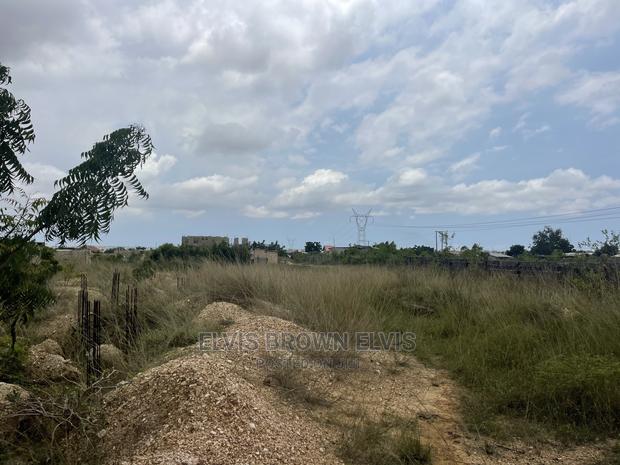 Two Plots of Land for Sale at Santeo · Photo 2