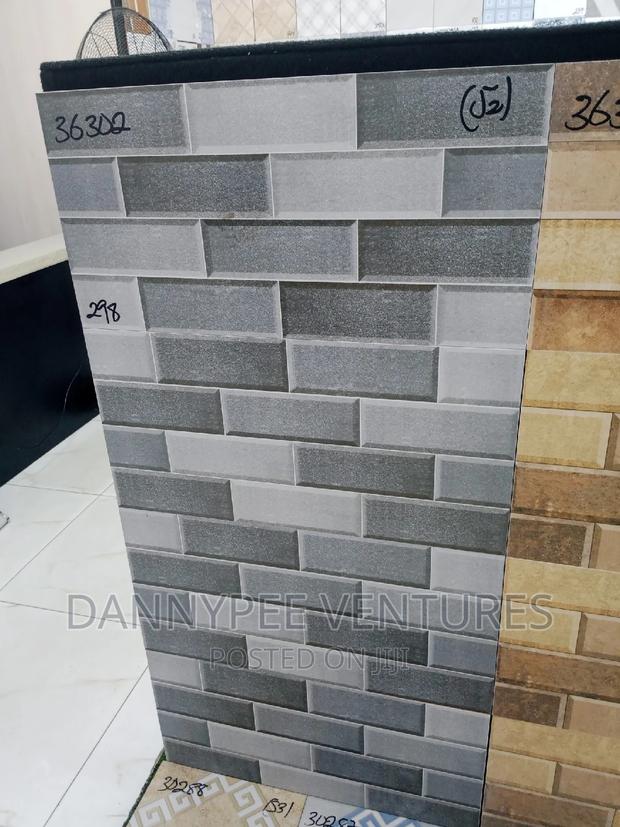 Quality Outside Wall Tiles · Photo 1