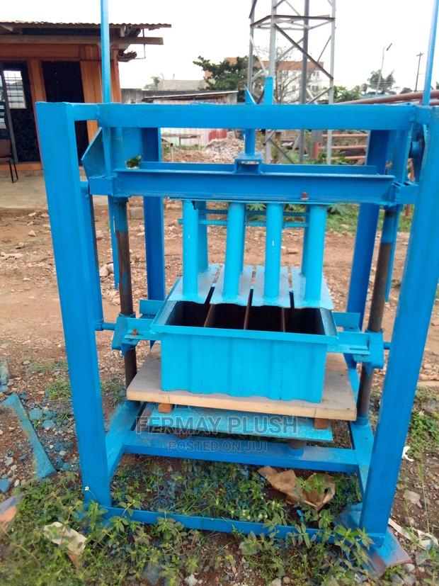 Heavy Machines for Block Making for Sale · Photo 2