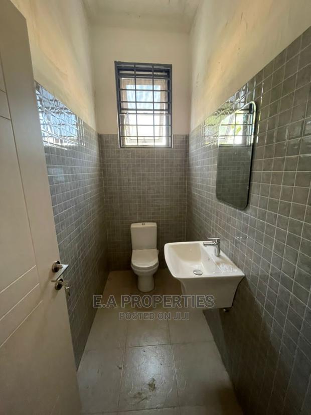 3bdrm Apartment in E a Propertis, Coffee Shop Area for Rent · Photo 5