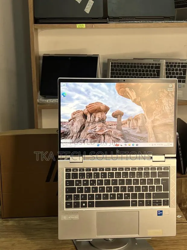Laptop HP EliteBook 830 G8 16GB Intel Core i5 SSD 512GB · Photo 1
