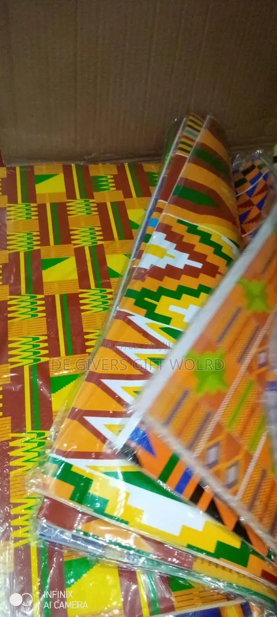 Kente Wrapper · Photo 1