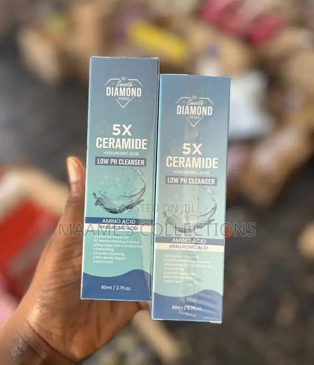 Smooth, Diamond 5x Ceramide Low Ph Cleanser · Photo 1