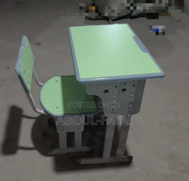 Student Desks · Photo 1