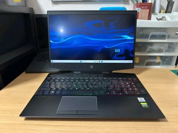 New Laptop HP Omen 15 16GB Intel Core i7 SSD 1T · Photo 1