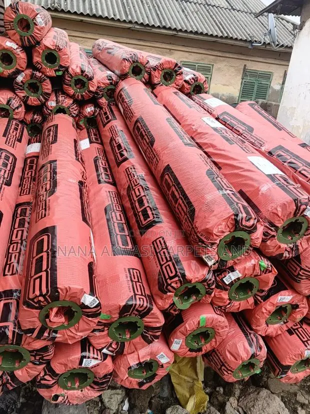 Grass Carpet (6ft) in Roll · Photo 1