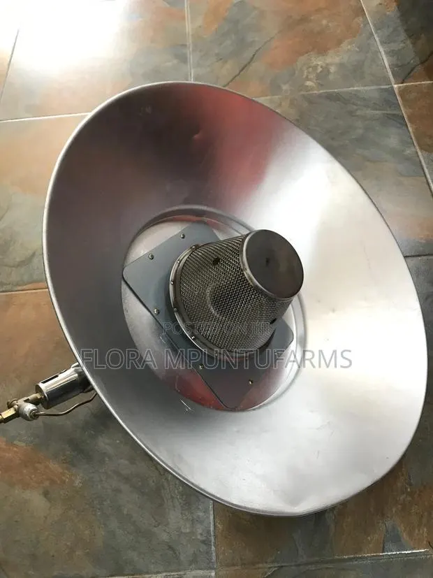 Round Gas Brooder · Photo 1