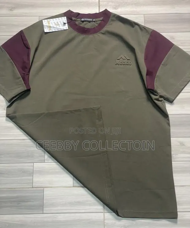 Pure Cotton Round Neck T-Shirt · Photo 1