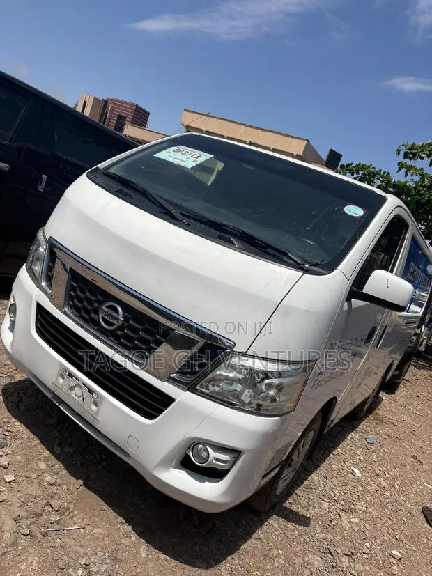 Nissan NV200 2014 White · Photo 1