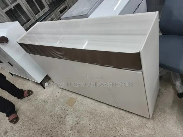Shoe Rack Cabinet · Photo 1
