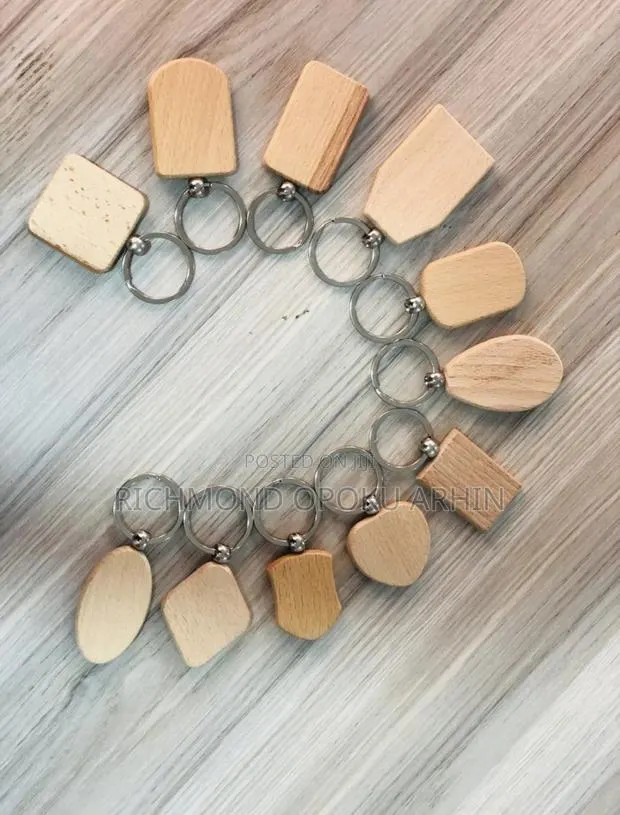Wooden Key Rings · Photo 1