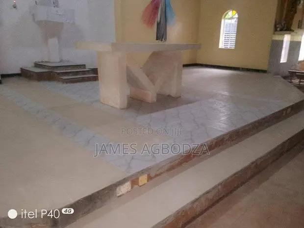 Am a Professional Tiler · Photo 1